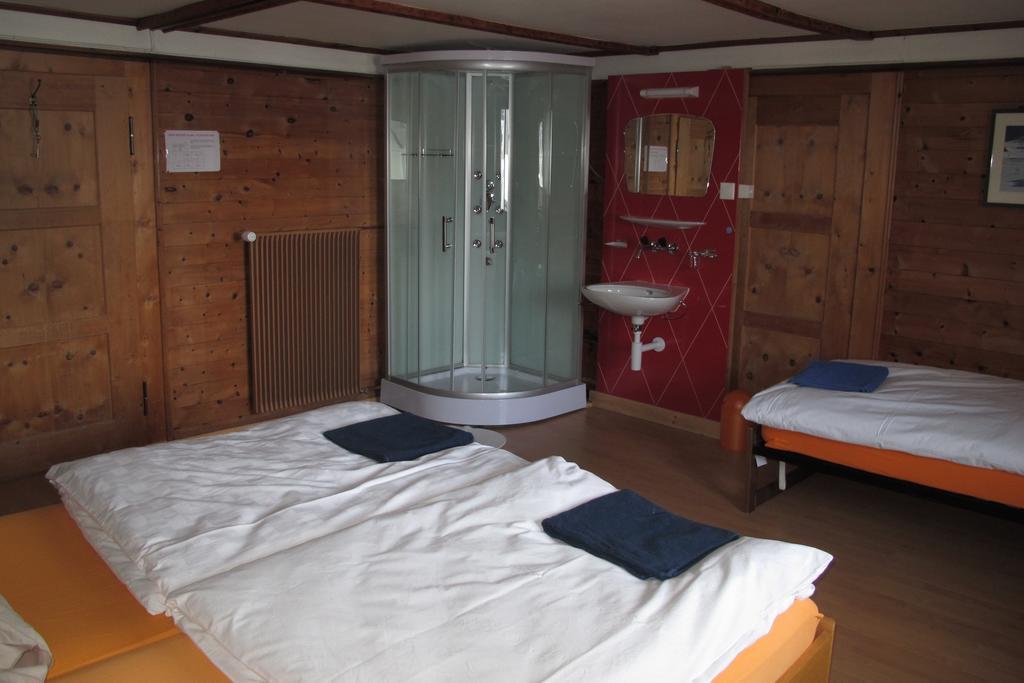 The Lodge Churwalden Δωμάτιο φωτογραφία